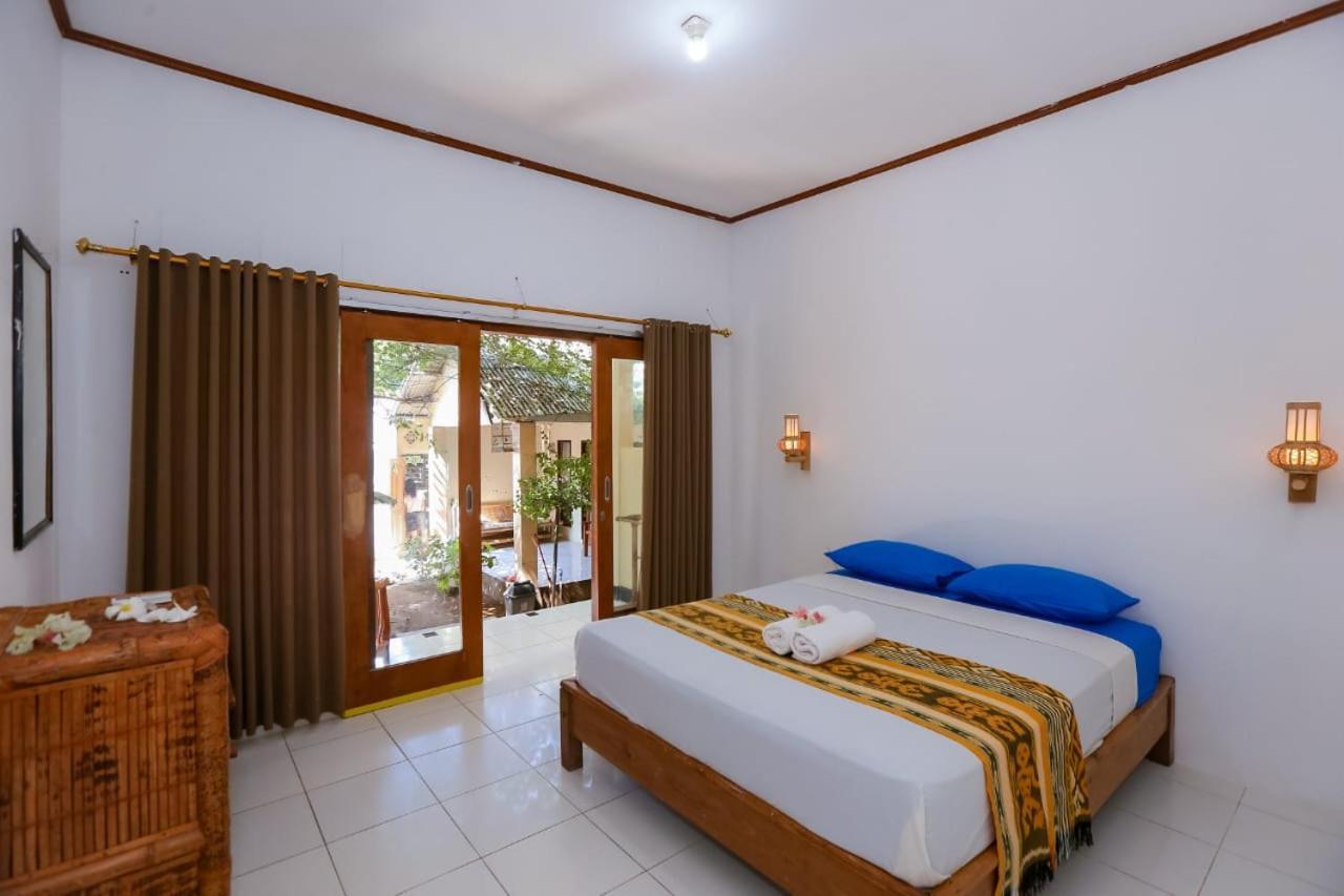 Radika House Apartamento Gili Trawangan Exterior foto